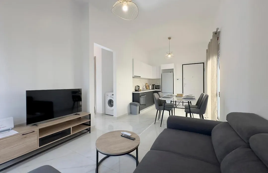 Monterey A1 Modern 54 Sqm Apt In Paleo Faliro-1
